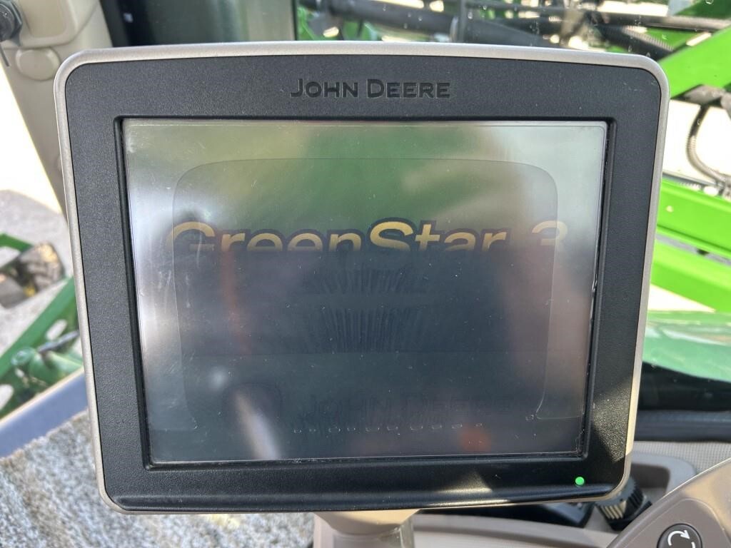 2017 John Deere R4038 Self-Propelled Sprayer