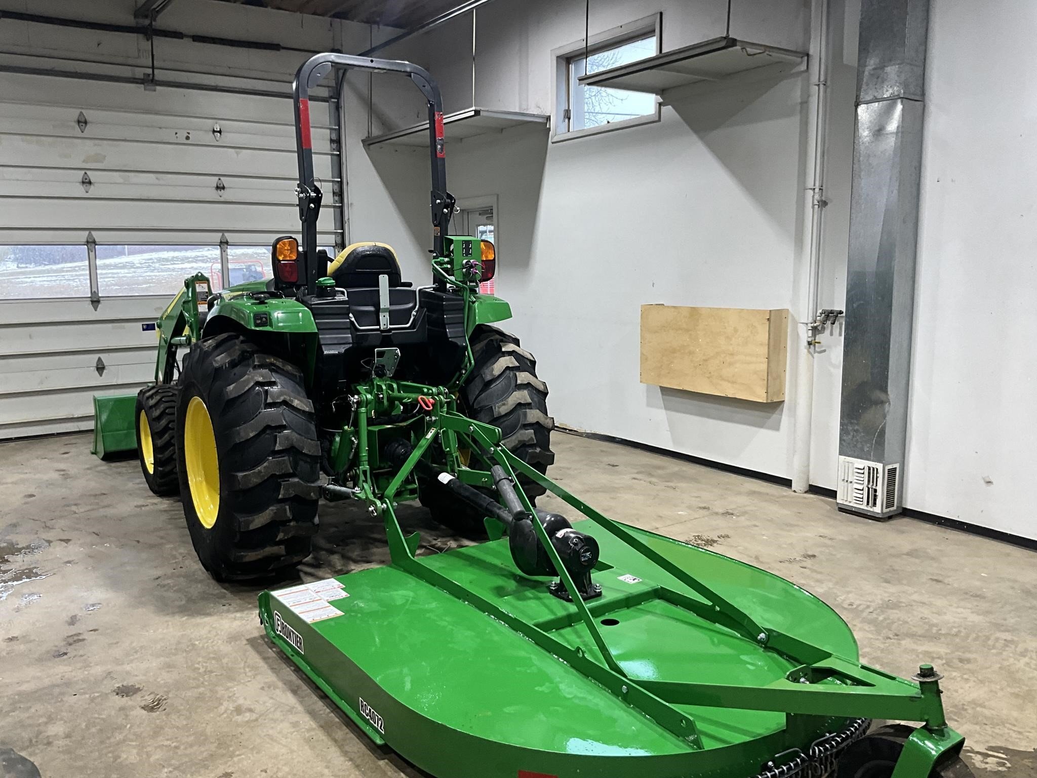 2021 John Deere 4066R Tractor