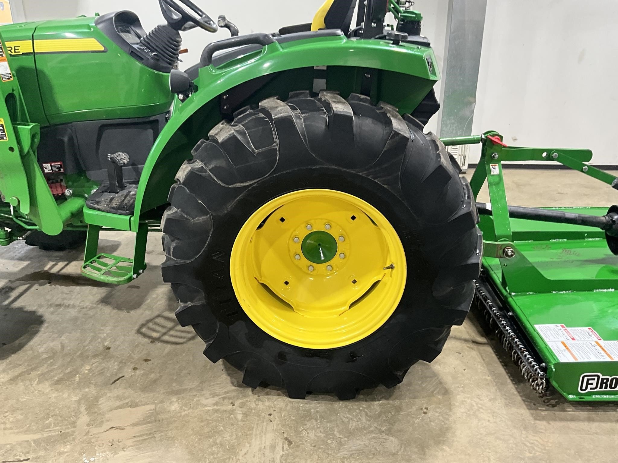 2021 John Deere 4066R Tractor