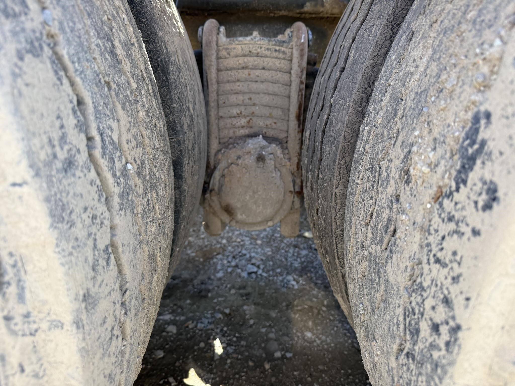 2005 Mack Granite CV713 Dump Trucks/Trailer
