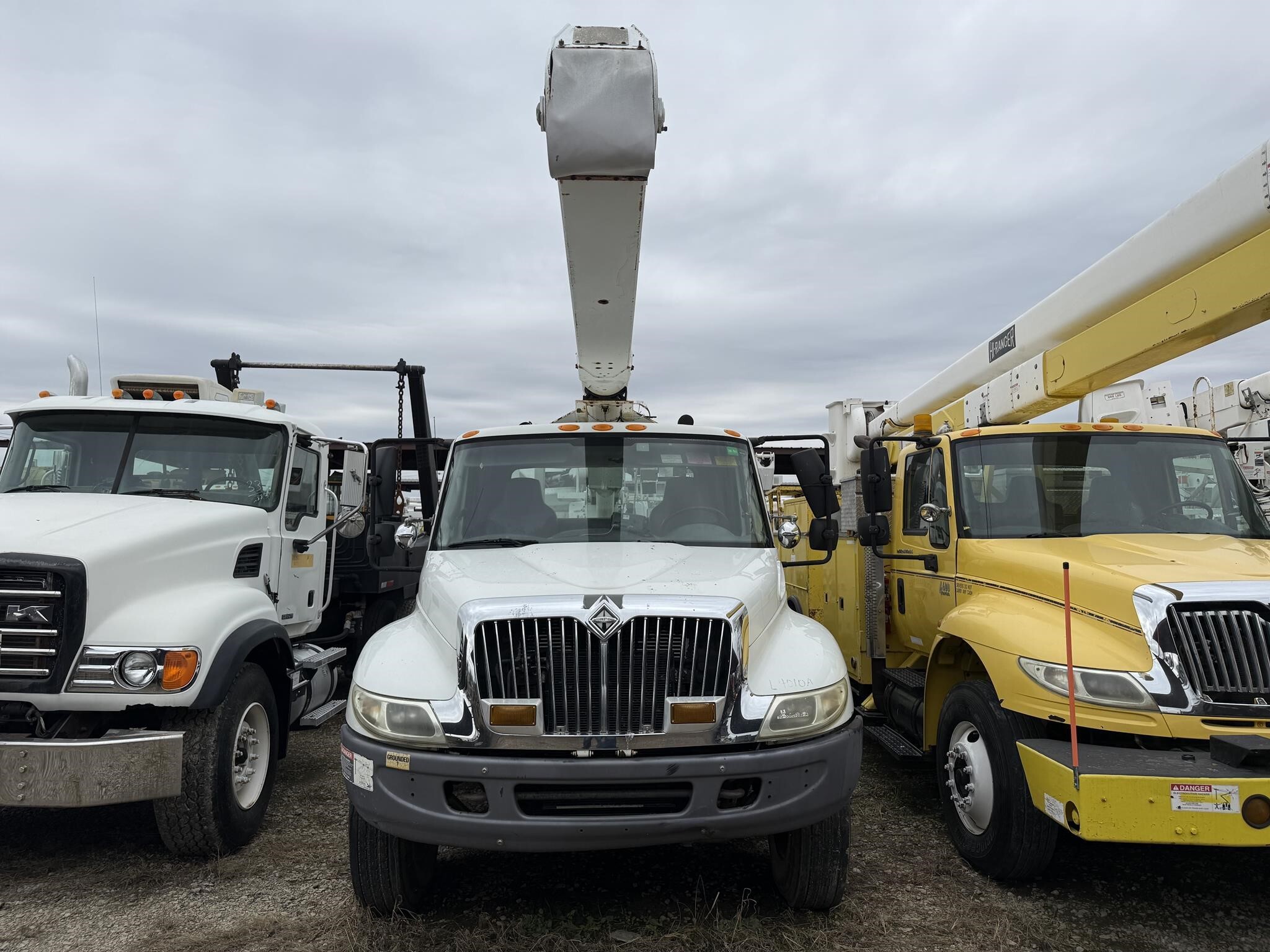 2007 Altec AA755L Crane