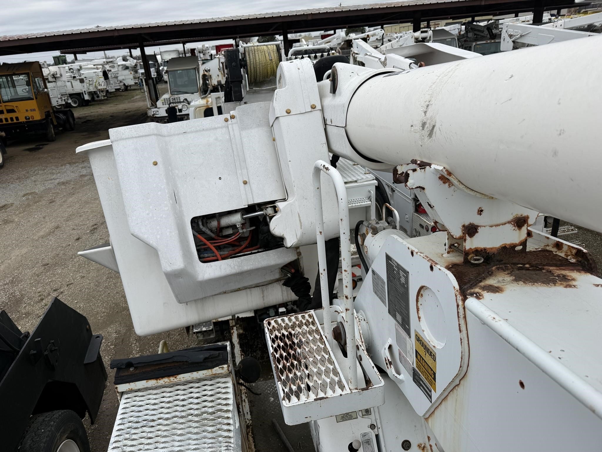 2007 Altec AA755L Crane