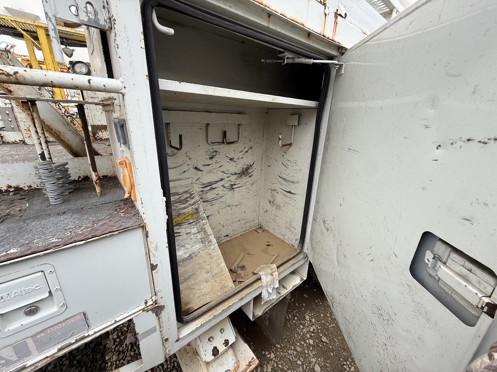 2007 Altec AA755L Crane