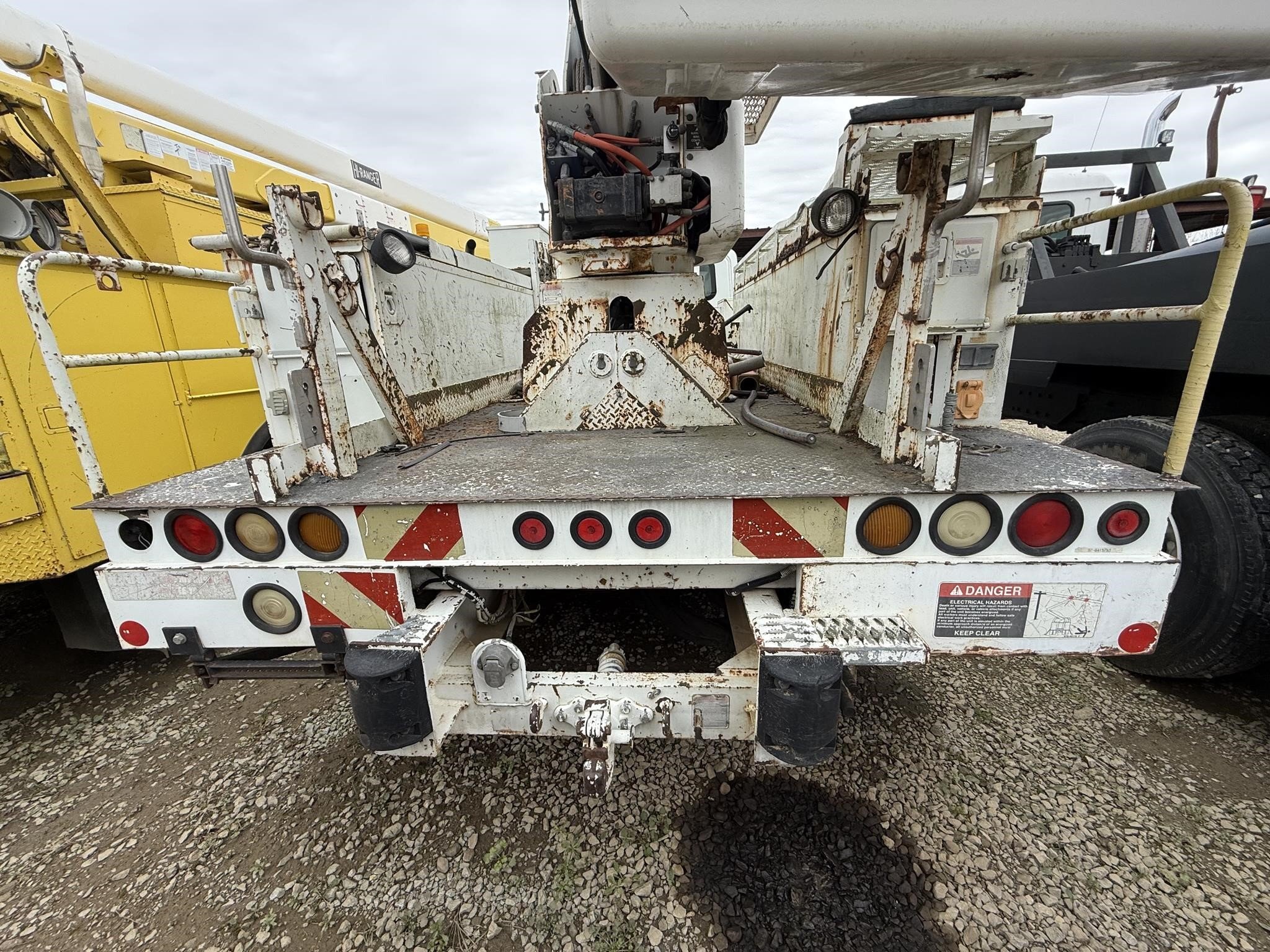 2007 Altec AA755L Crane