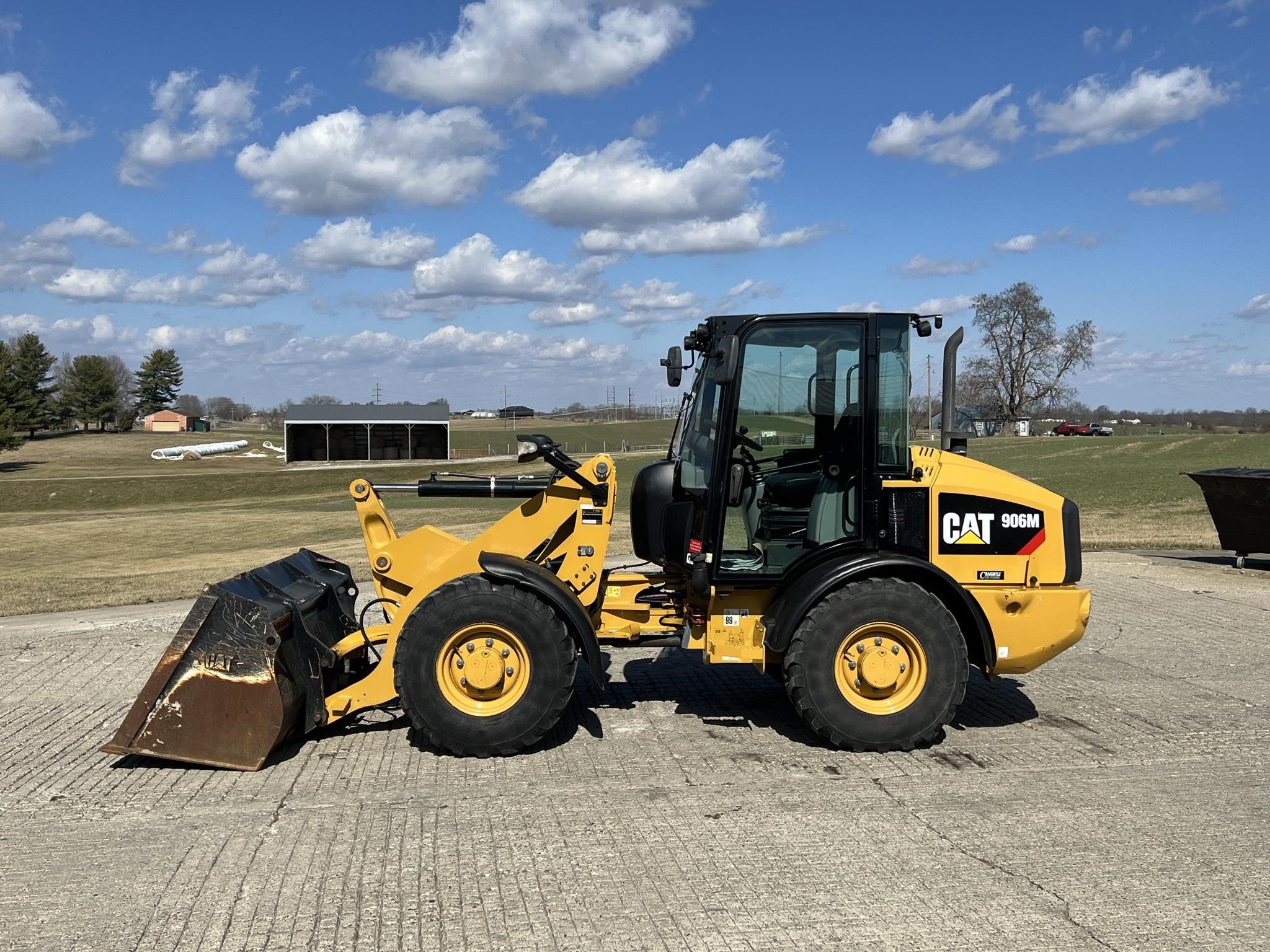 2019 Caterpillar 906M Miscellaneous