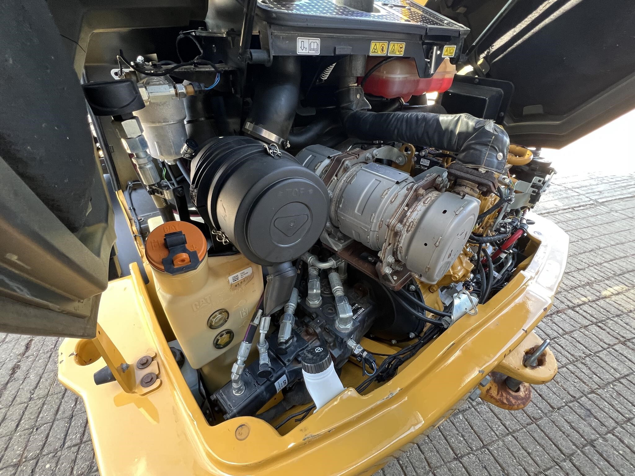 2019 Caterpillar 906M Miscellaneous
