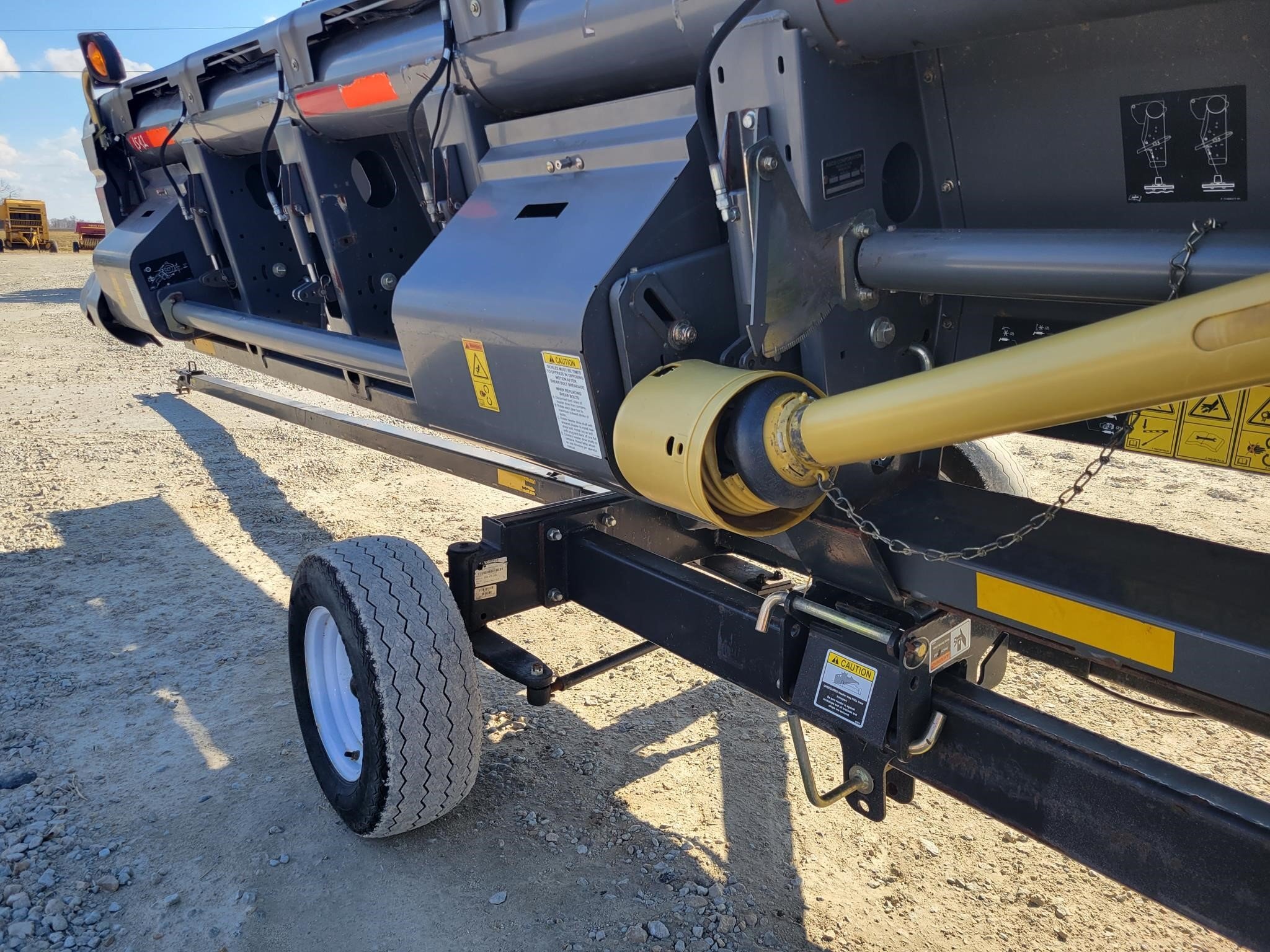2011 Gleaner 9250 Platform