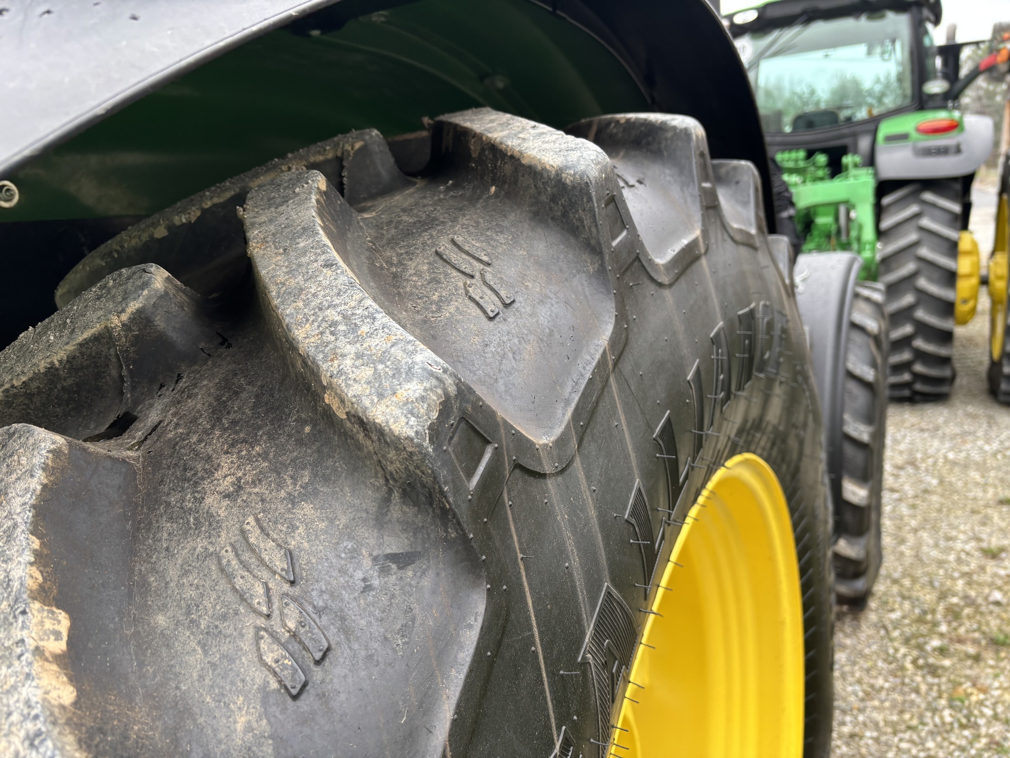 2022 John Deere 5100M Tractor