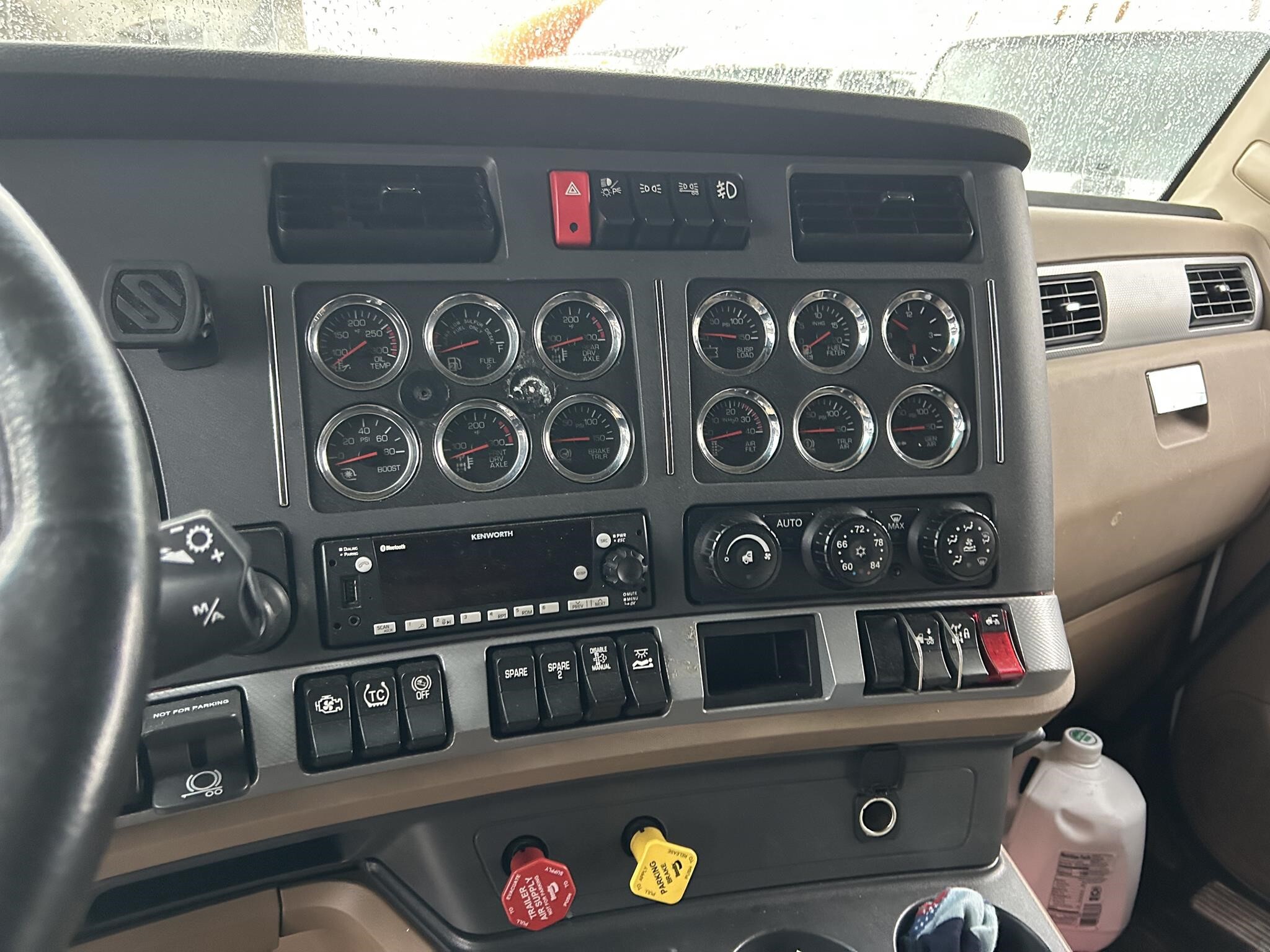 2022 Kenworth T680 Semi Trucks/Trailer