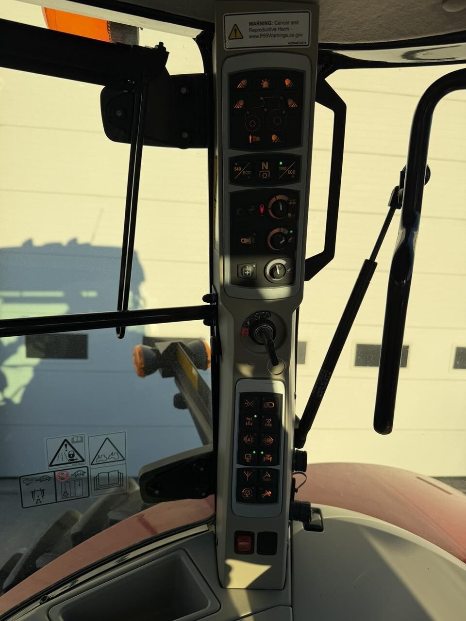 2023 Massey Ferguson 8732 Tractor