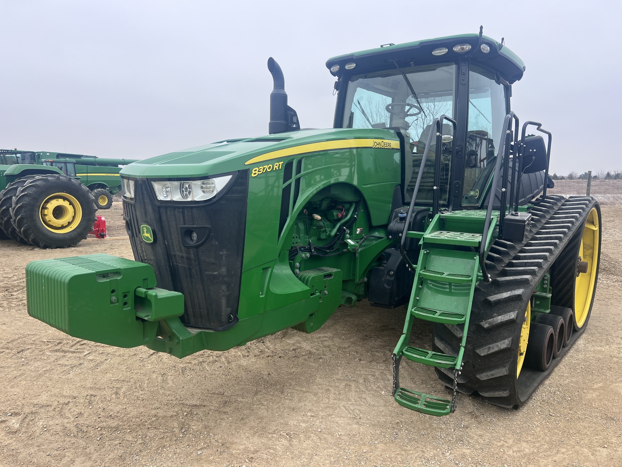 2016 John Deere 8370RT Tractor