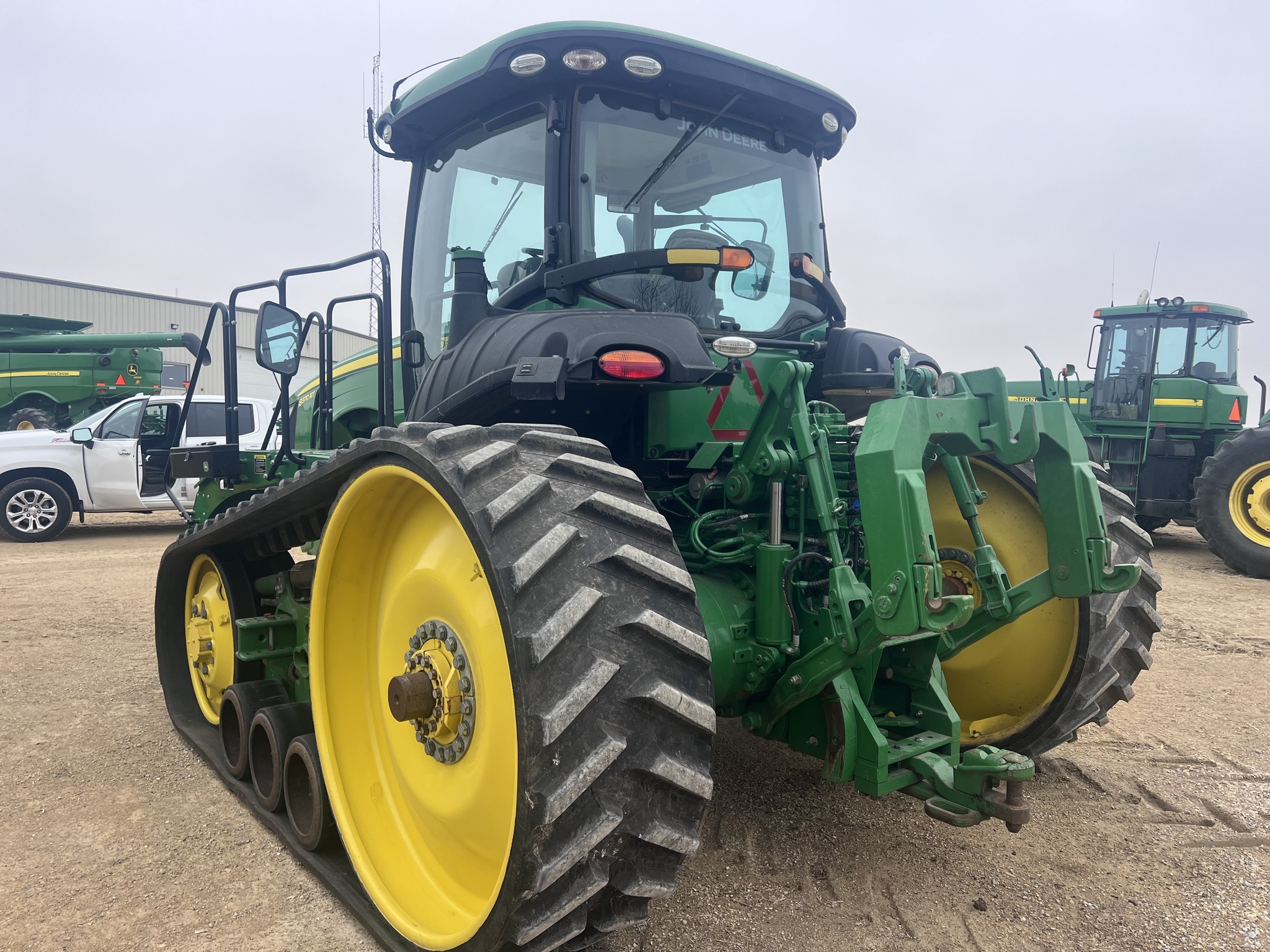2016 John Deere 8370RT Tractor
