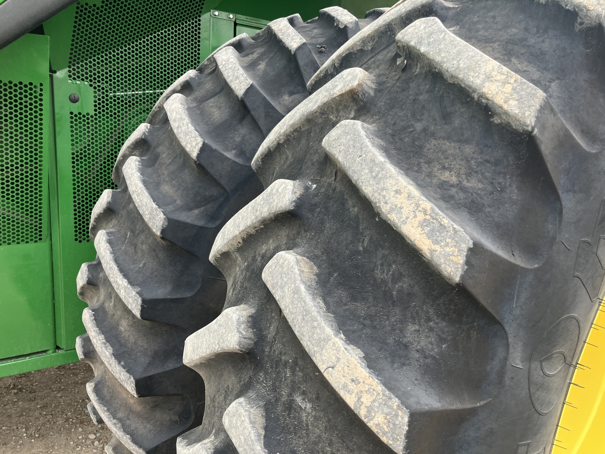 2025 John Deere S7 700 Combine