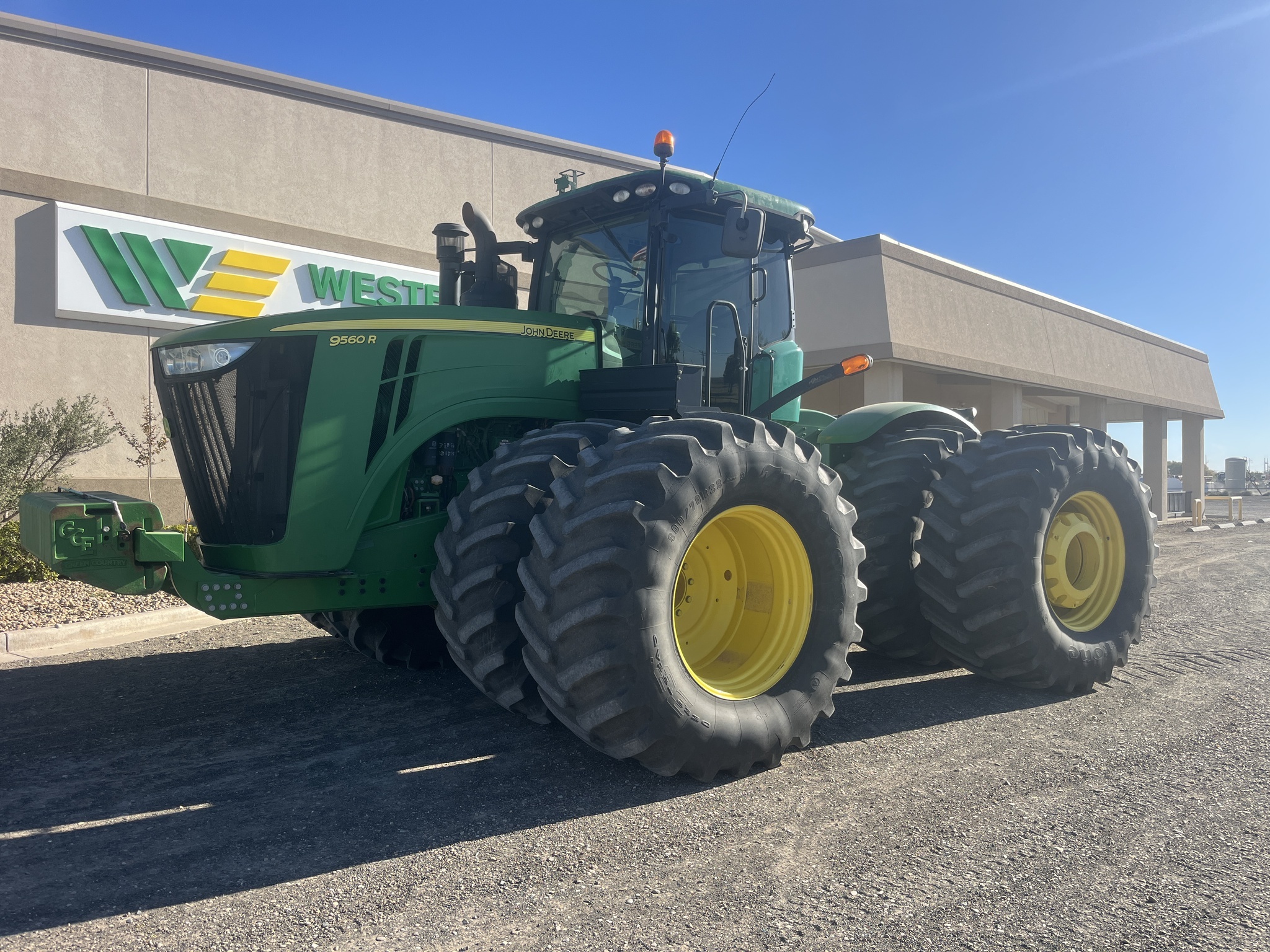 2013 John Deere 9560R Tractor