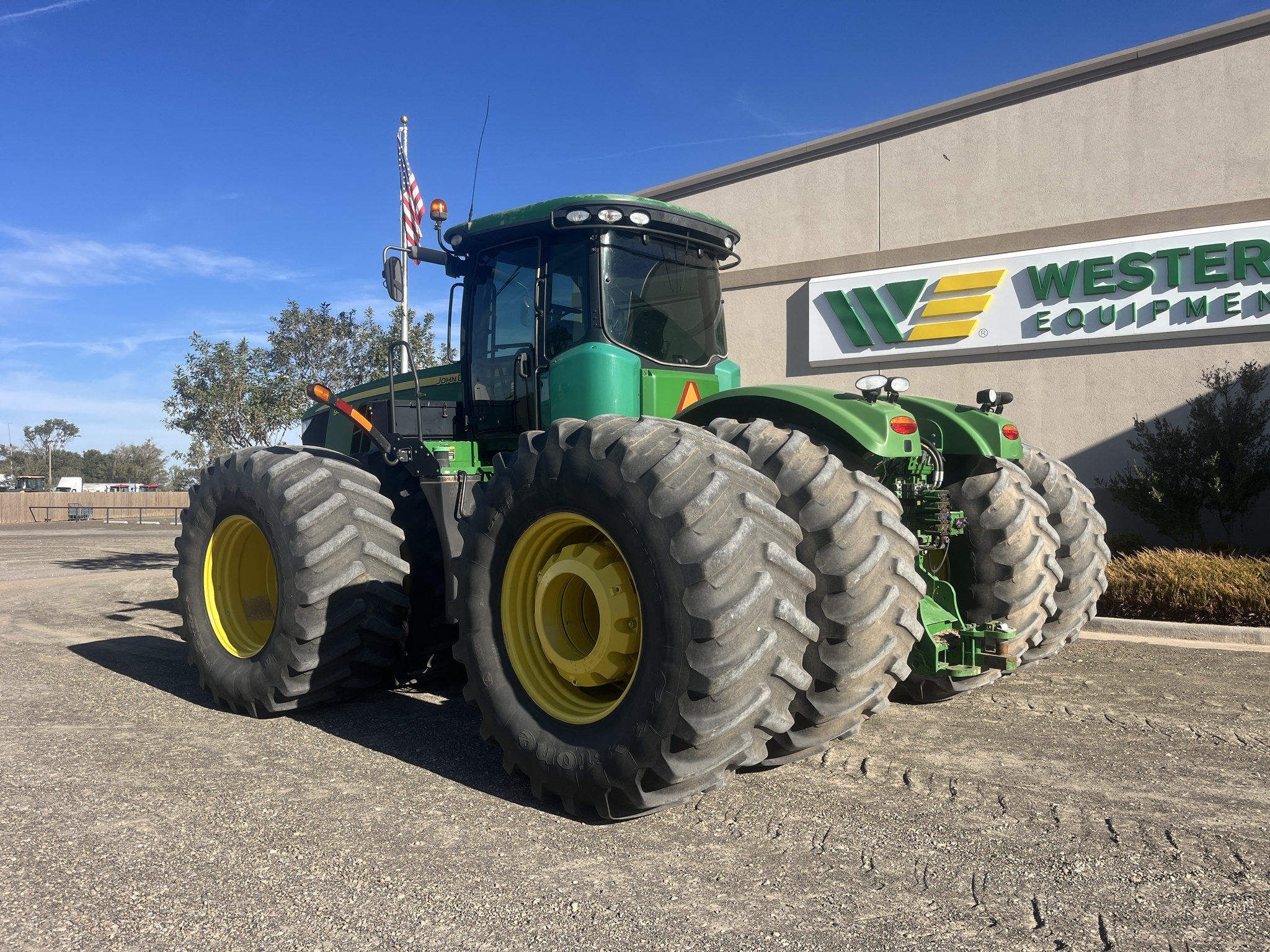 2013 John Deere 9560R Tractor