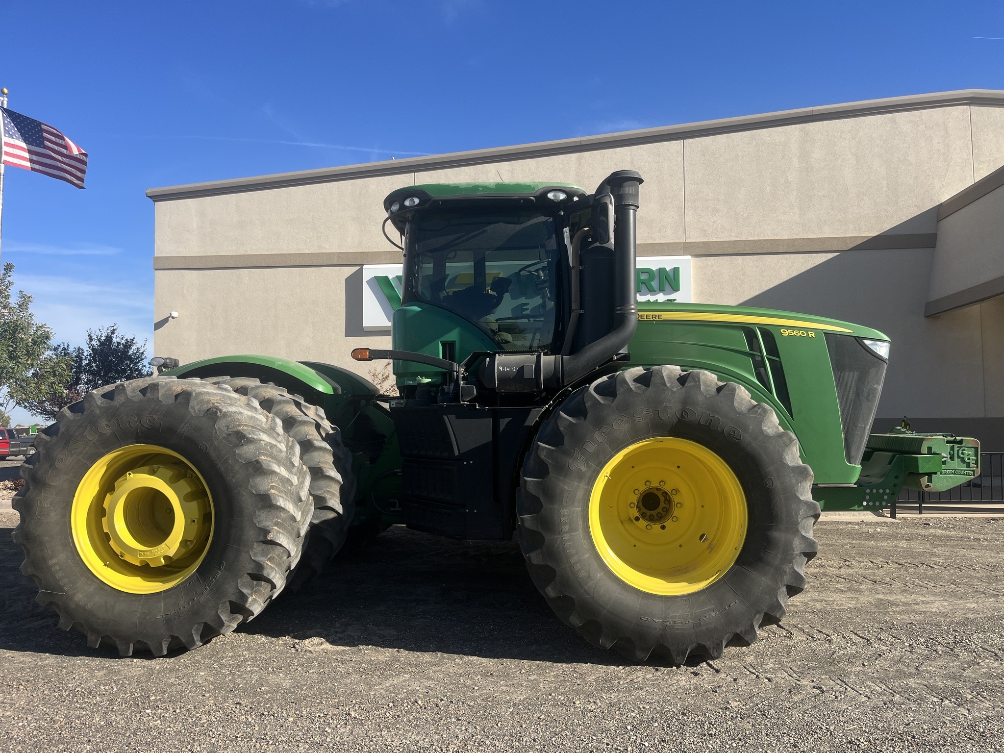 2013 John Deere 9560R Tractor