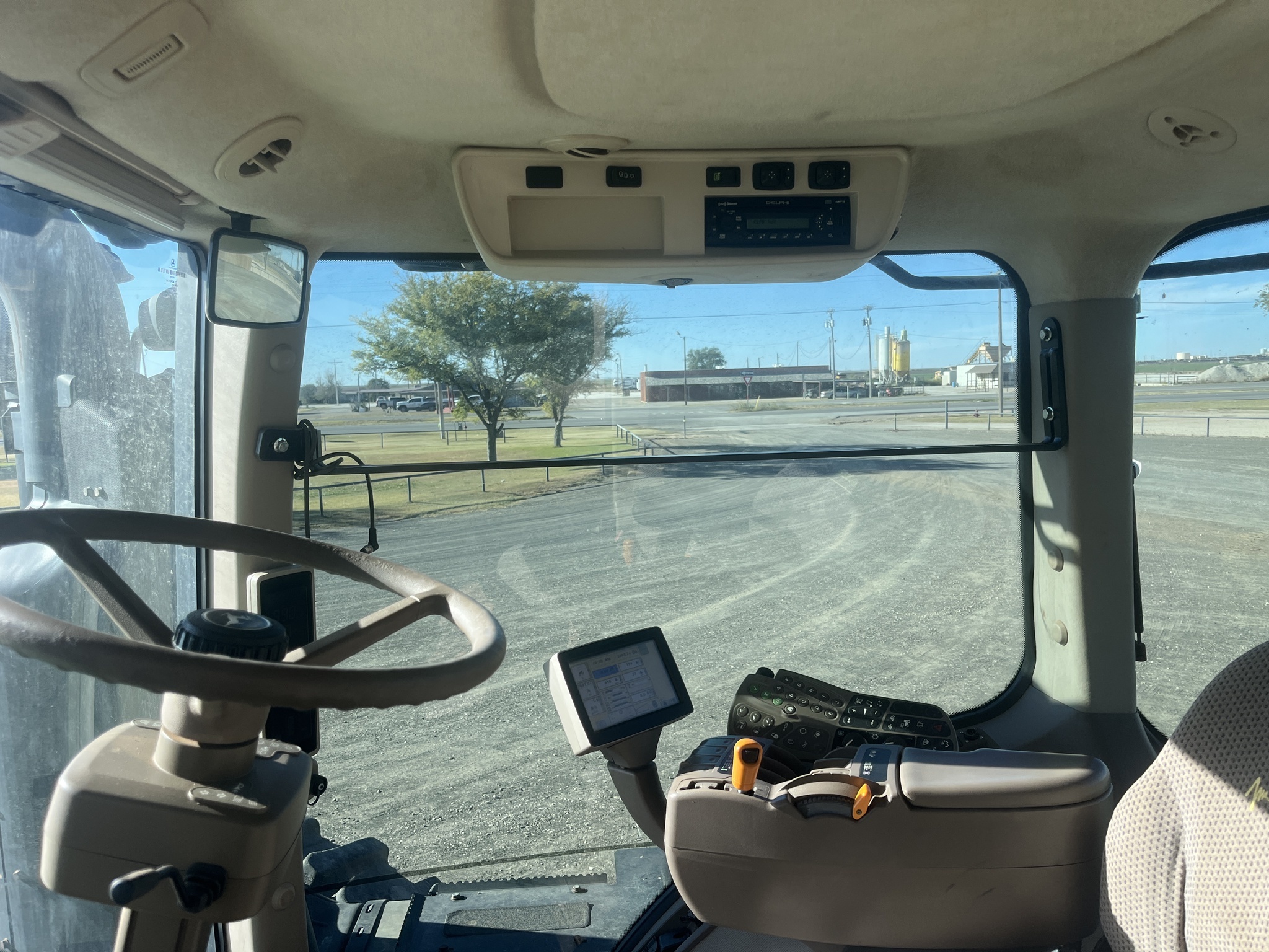 2013 John Deere 9560R Tractor