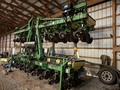 2015 John Deere 1725 Planter