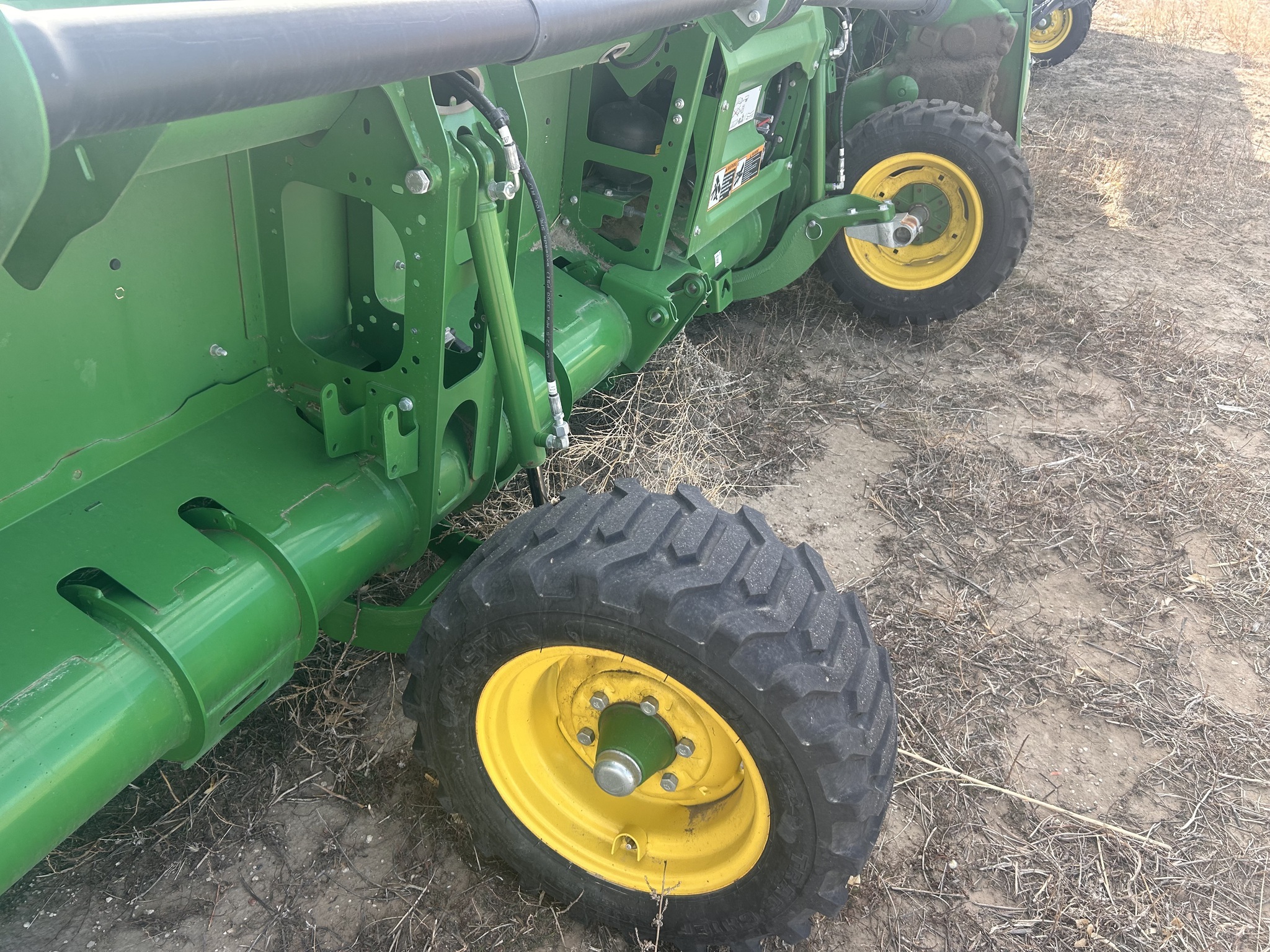 2024 John Deere HD40F Platform