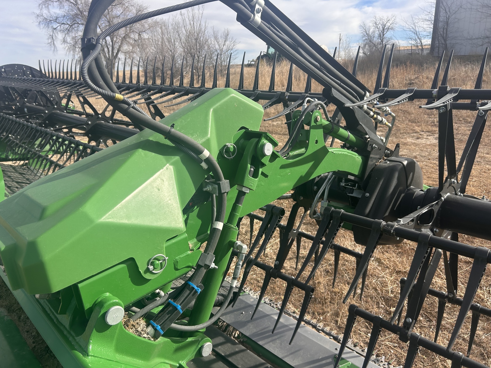 2024 John Deere HD40F Platform