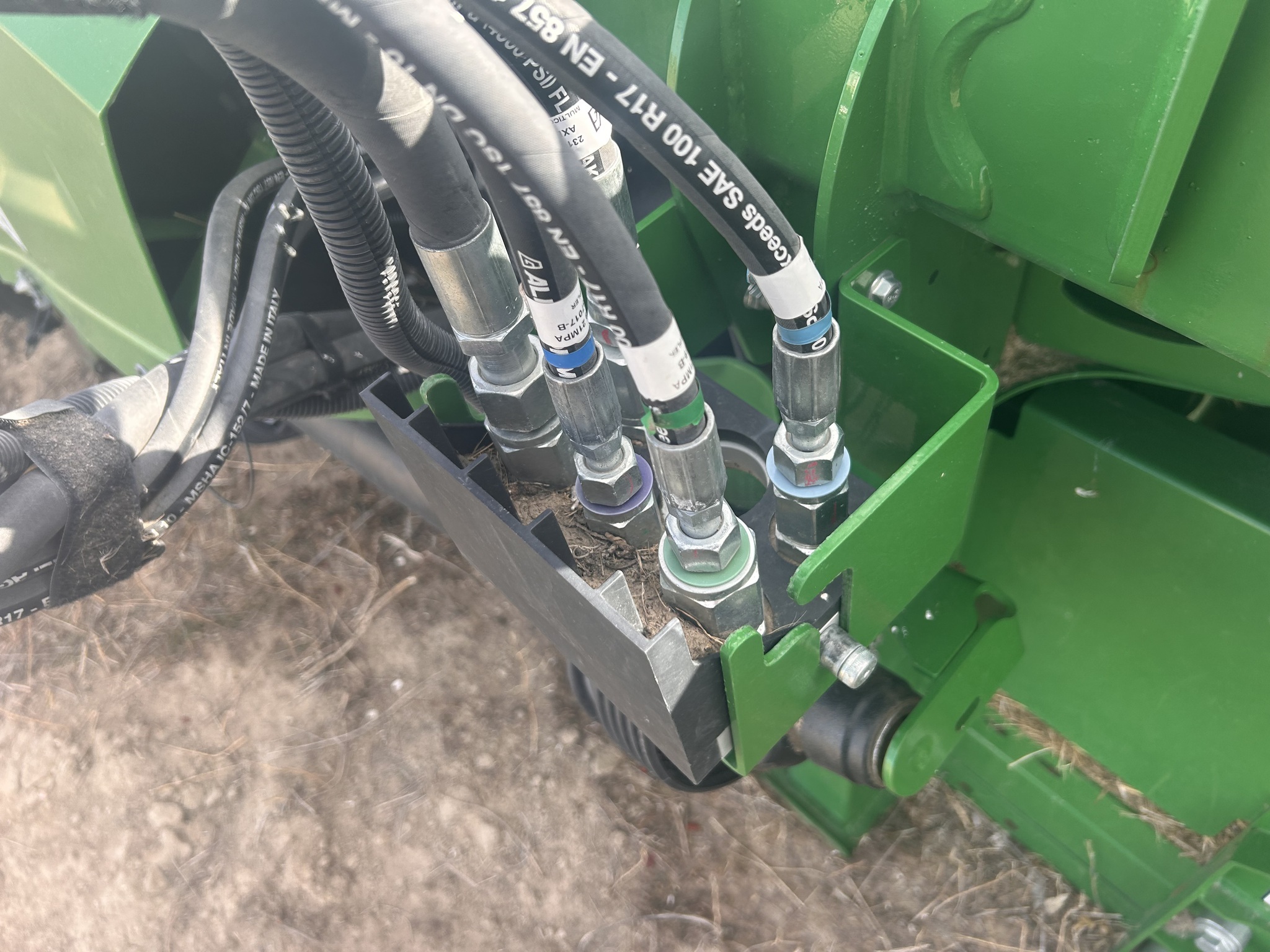 2024 John Deere HD40F Platform