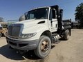 2016 International DURASTAR 4300 Semi Trucks/Trailer