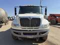 2016 International DURASTAR 4300 Semi Trucks/Trailer
