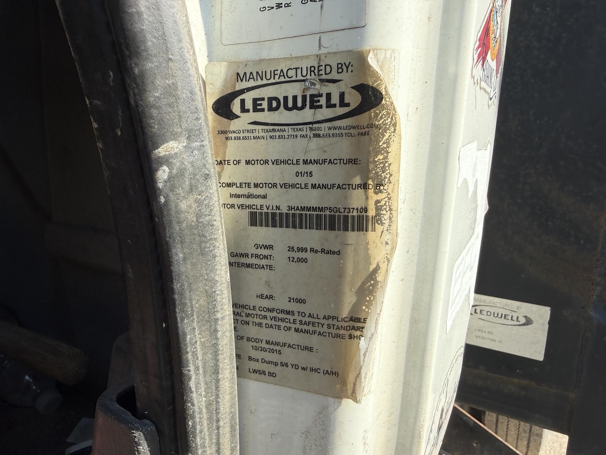 2016 International DURASTAR 4300 Semi Trucks/Trailer