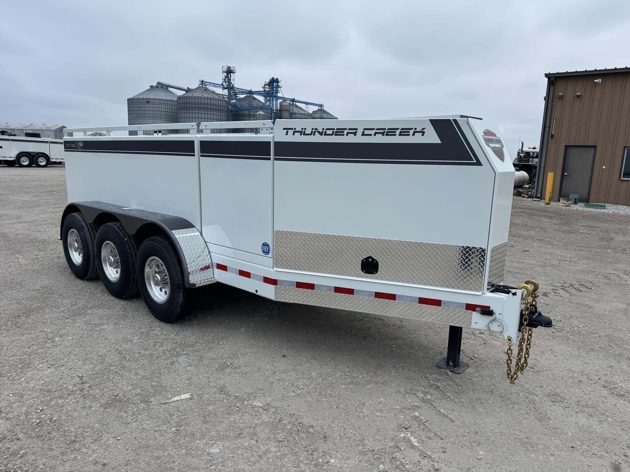 2026 Thunder Creek FST990 Fuel Trucks/Trailer
