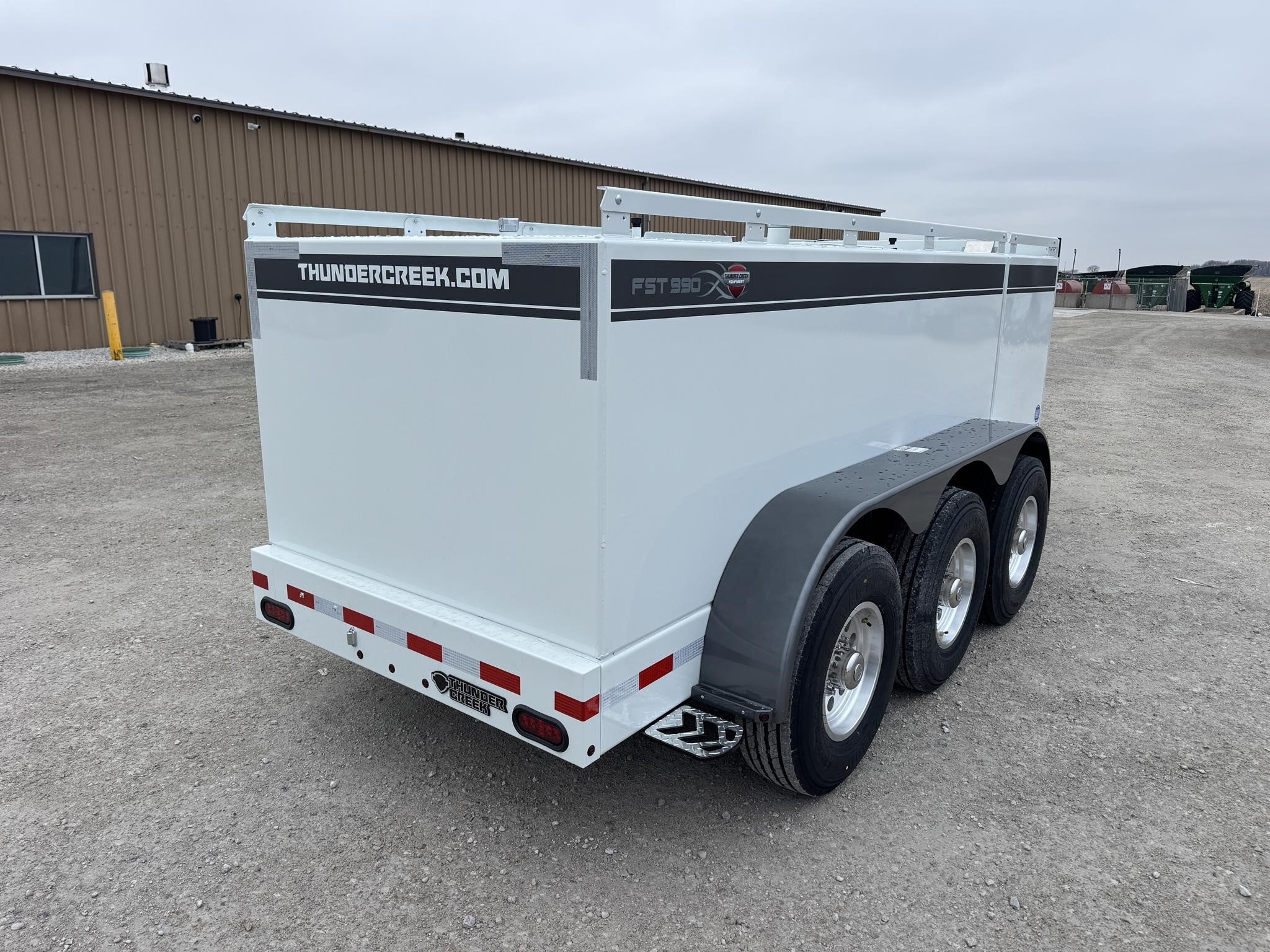 2026 Thunder Creek FST990 Fuel Trucks/Trailer