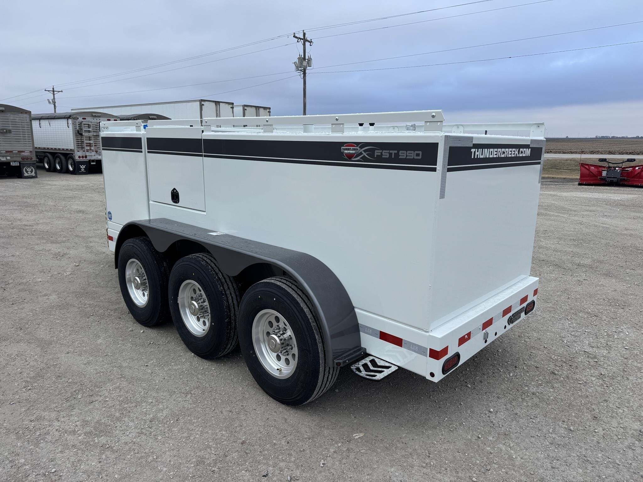 2026 Thunder Creek FST990 Fuel Trucks/Trailer
