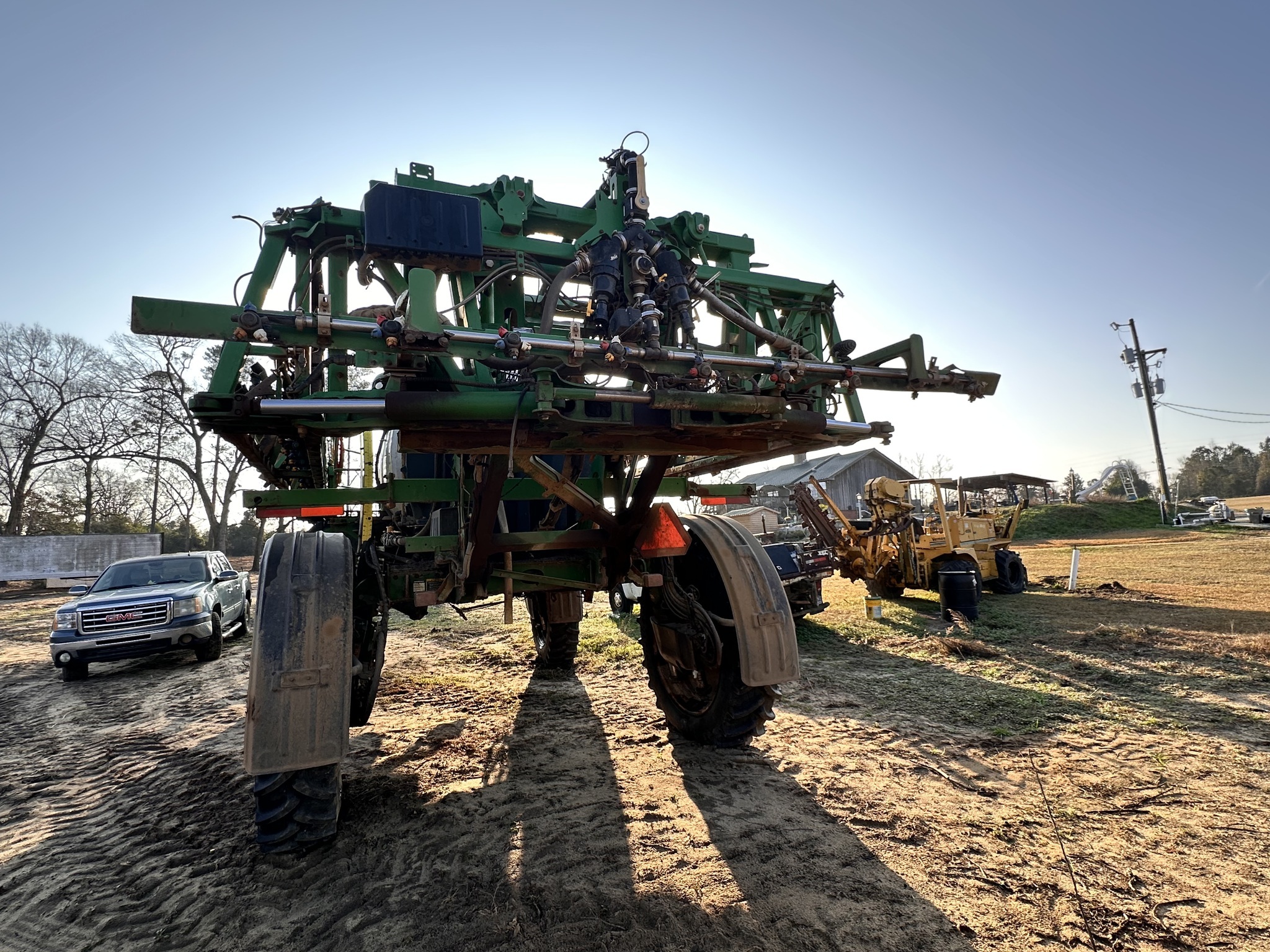 2016 John Deere R4038 Self-Propelled Sprayer