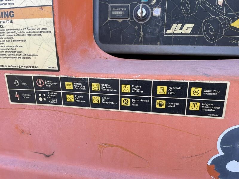 2007 JLG 800S Scissor/Boom Lift