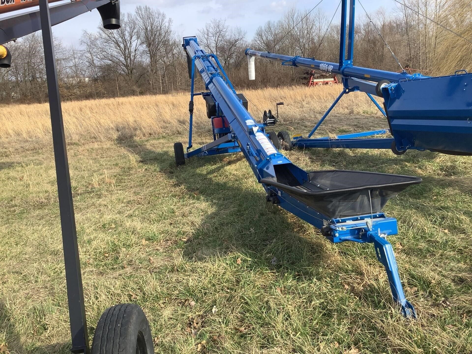 2025 Brandt 1547LP+ Augers and Conveyor