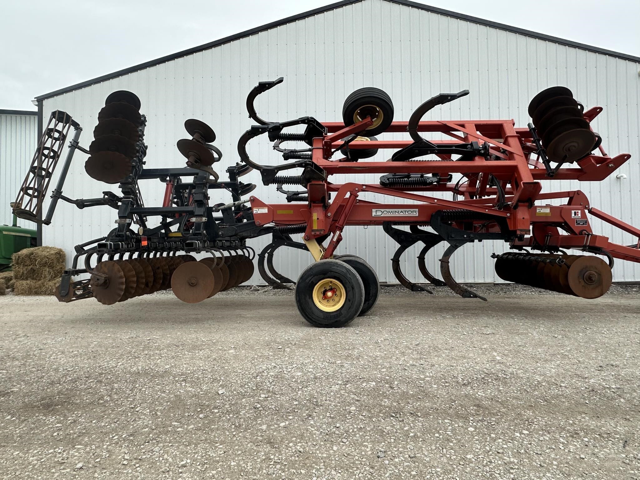 2008 Krause Dominator 4850 Disk Chisel