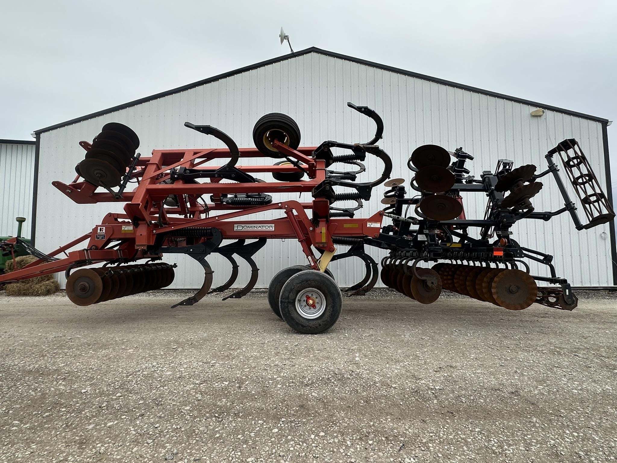 2008 Krause Dominator 4850 Disk Chisel
