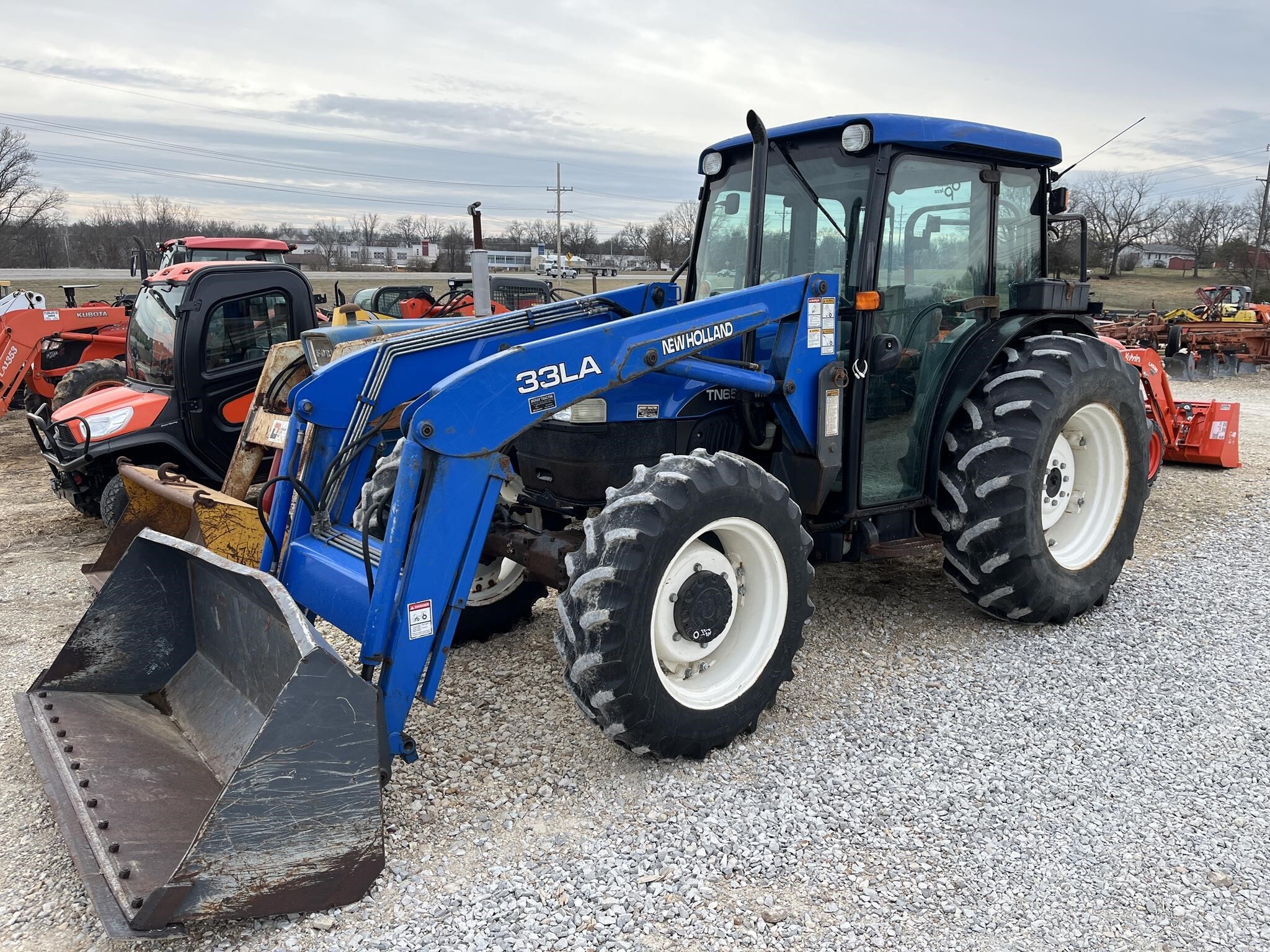  New Holland TN65 Tractor
