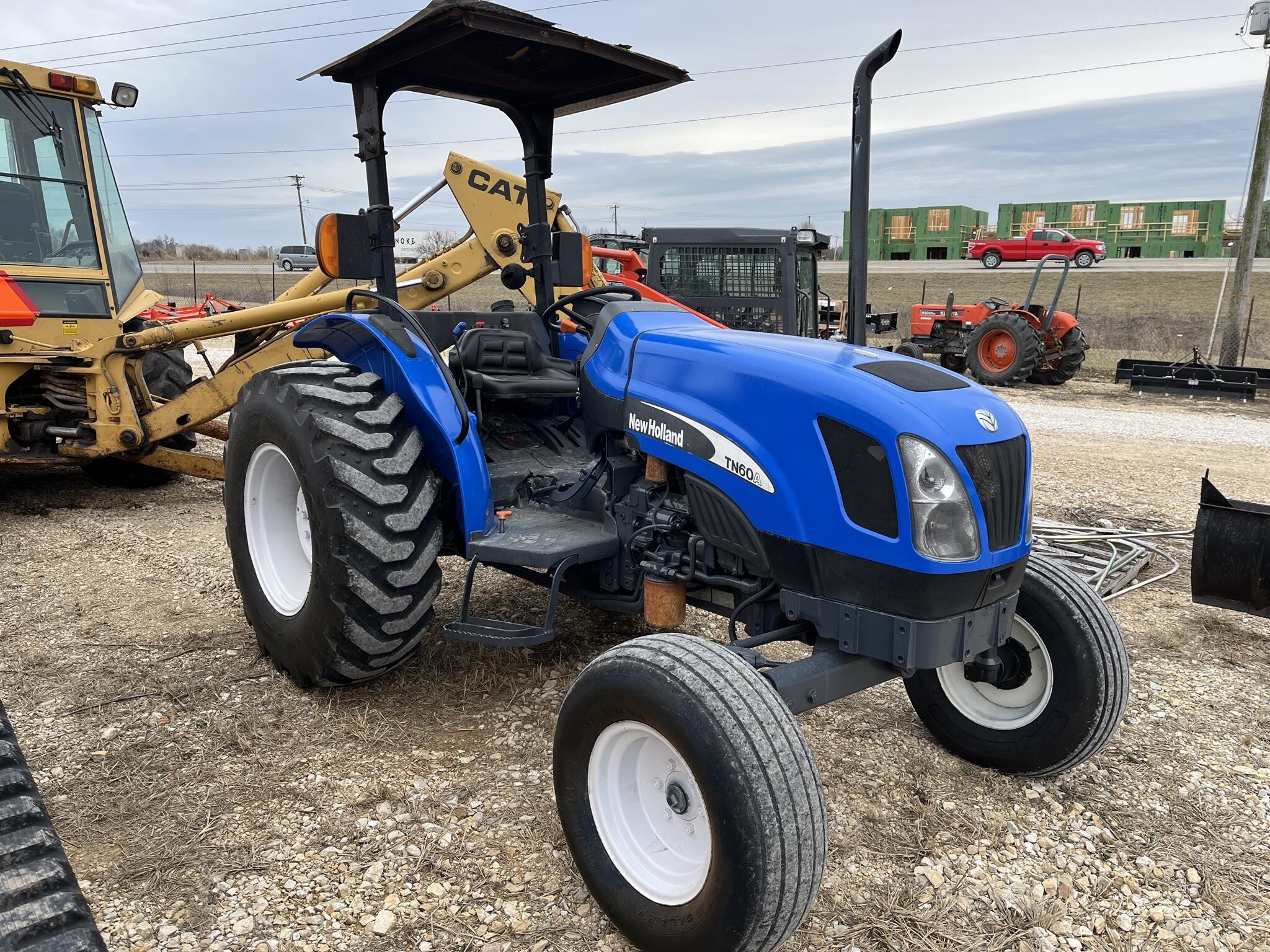  New Holland TN60A Tractor