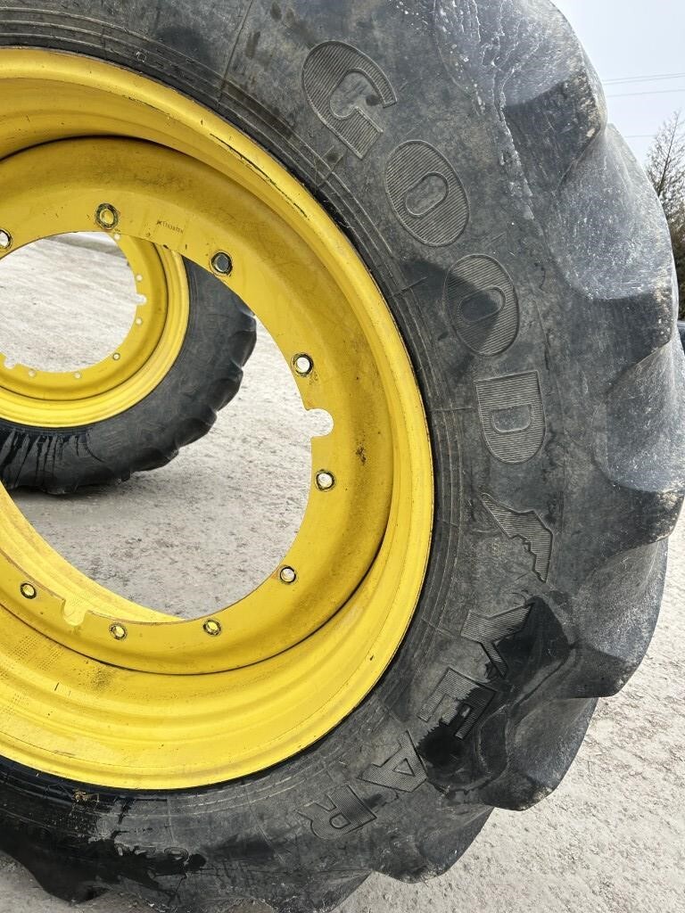  Goodyear 620/70R46 Wheels / Tires / Track