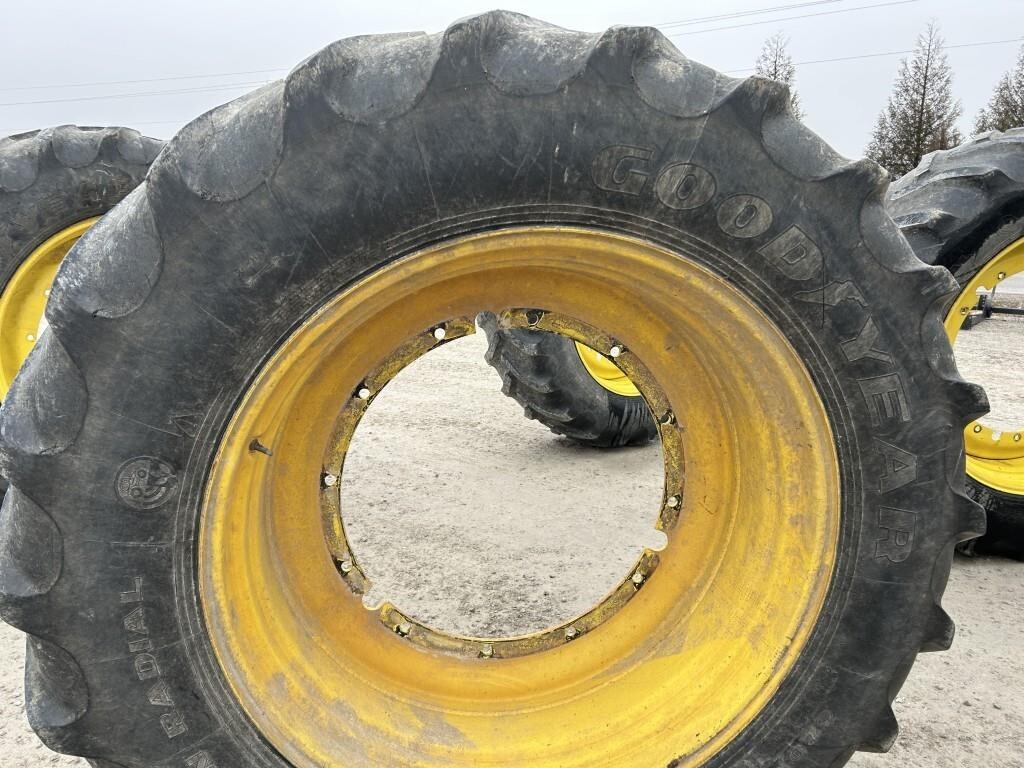  Goodyear 620/70R46 Wheels / Tires / Track