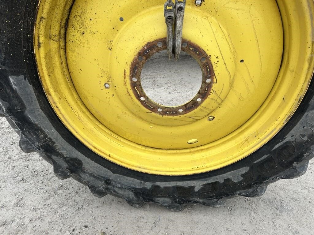  Goodyear 620/70R46 Wheels / Tires / Track