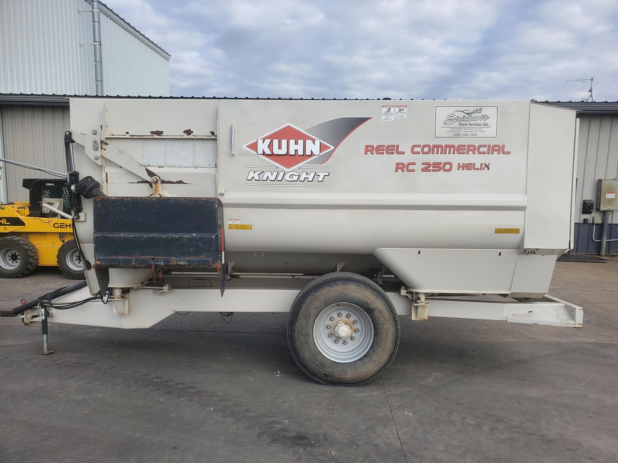 Kuhn Knight RC250 Grinders and Mixer - $38,500 | Machinery Pete