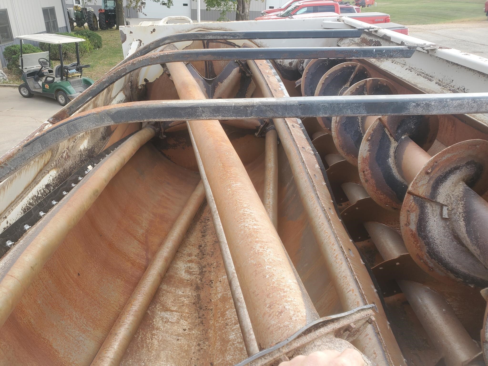 Kuhn Knight RC250 Grinders and Mixer - $38,500 | Machinery Pete