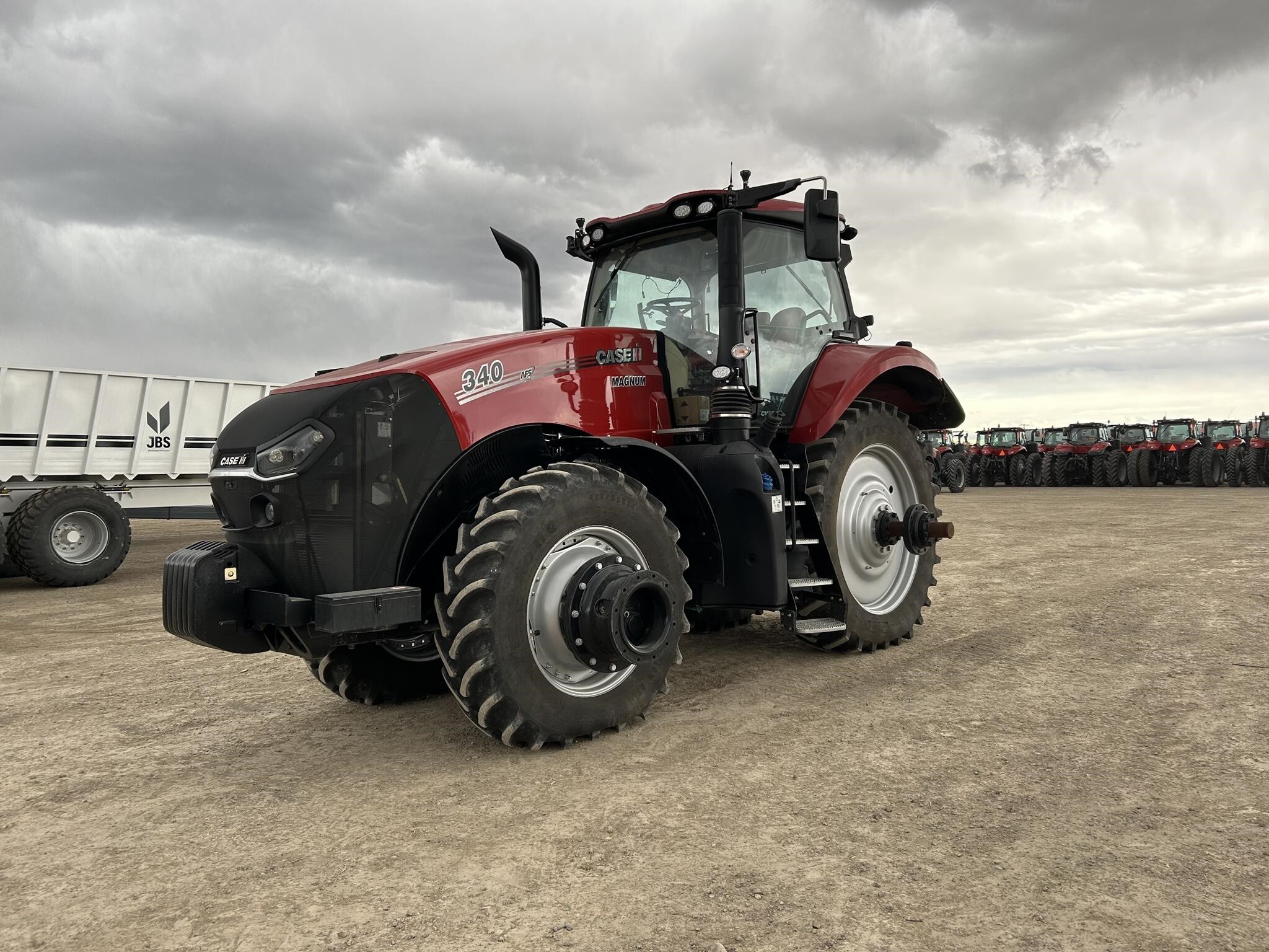2024 Case IH MAGNUM 340 AFS CONNECT CVX Tractor