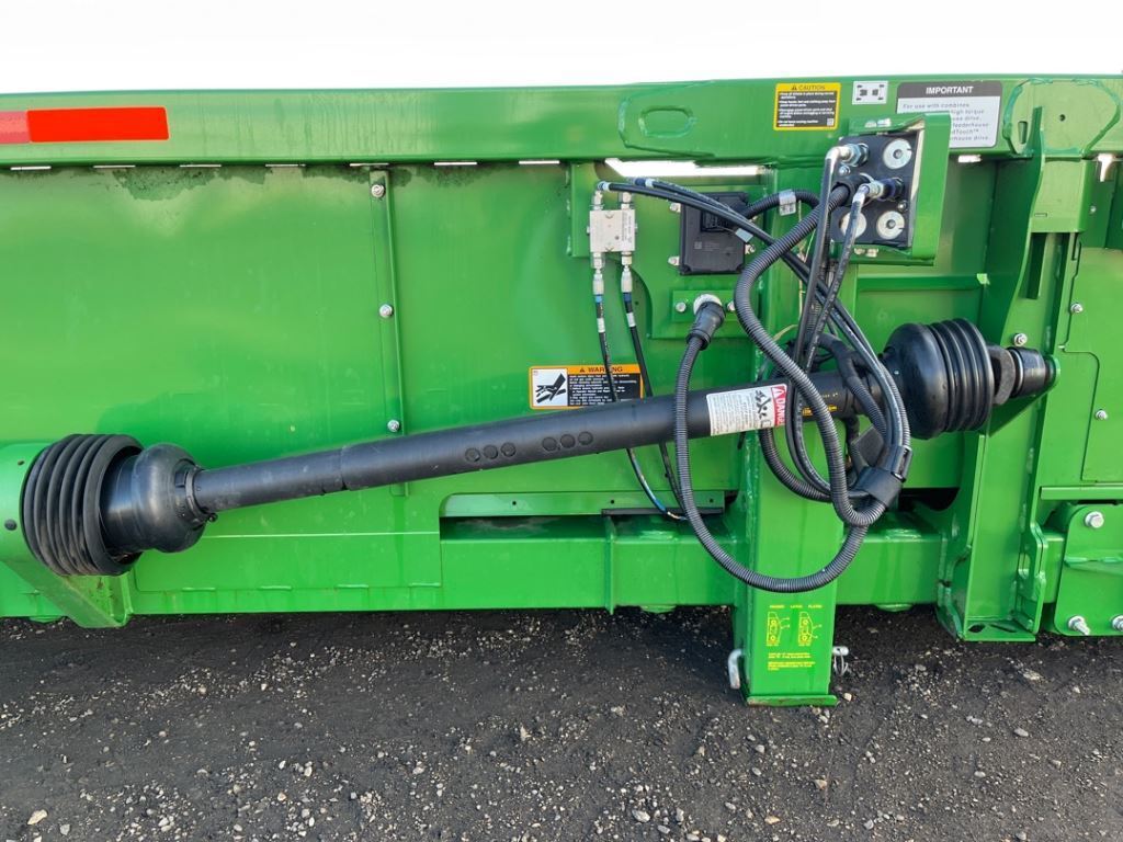 2024 John Deere C18R Corn Head
