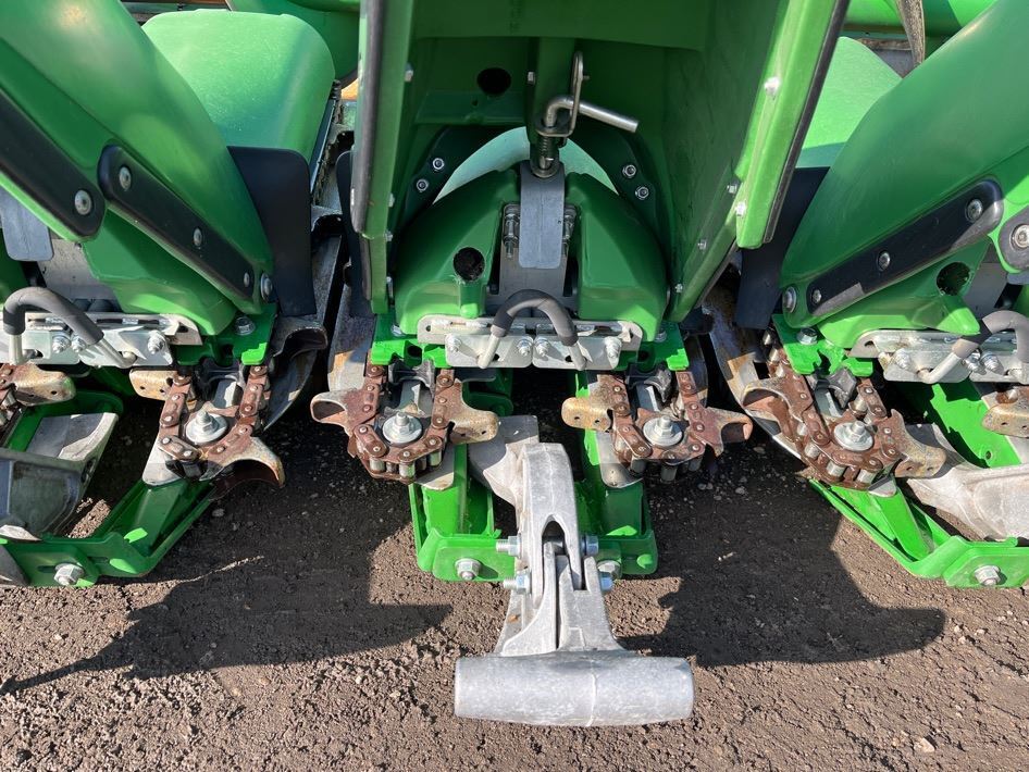 2024 John Deere C18R Corn Head