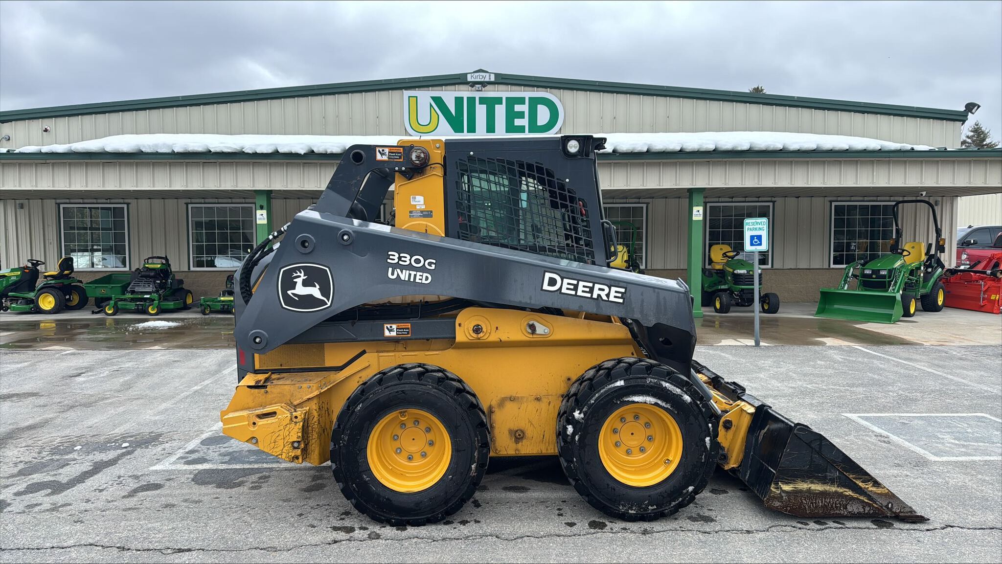 2023 Deere 330G Skid Steer