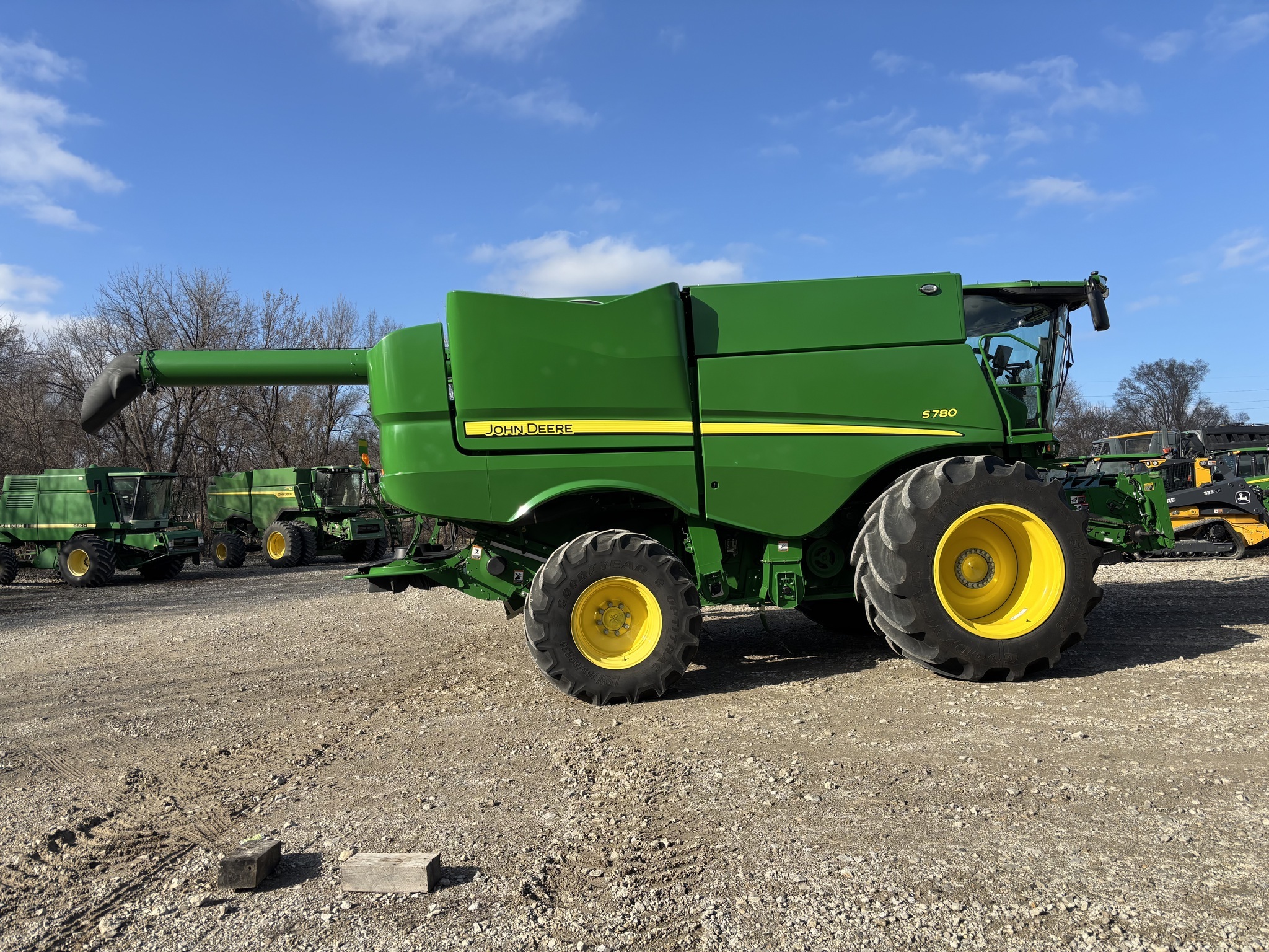 2023 John Deere S780 Combine