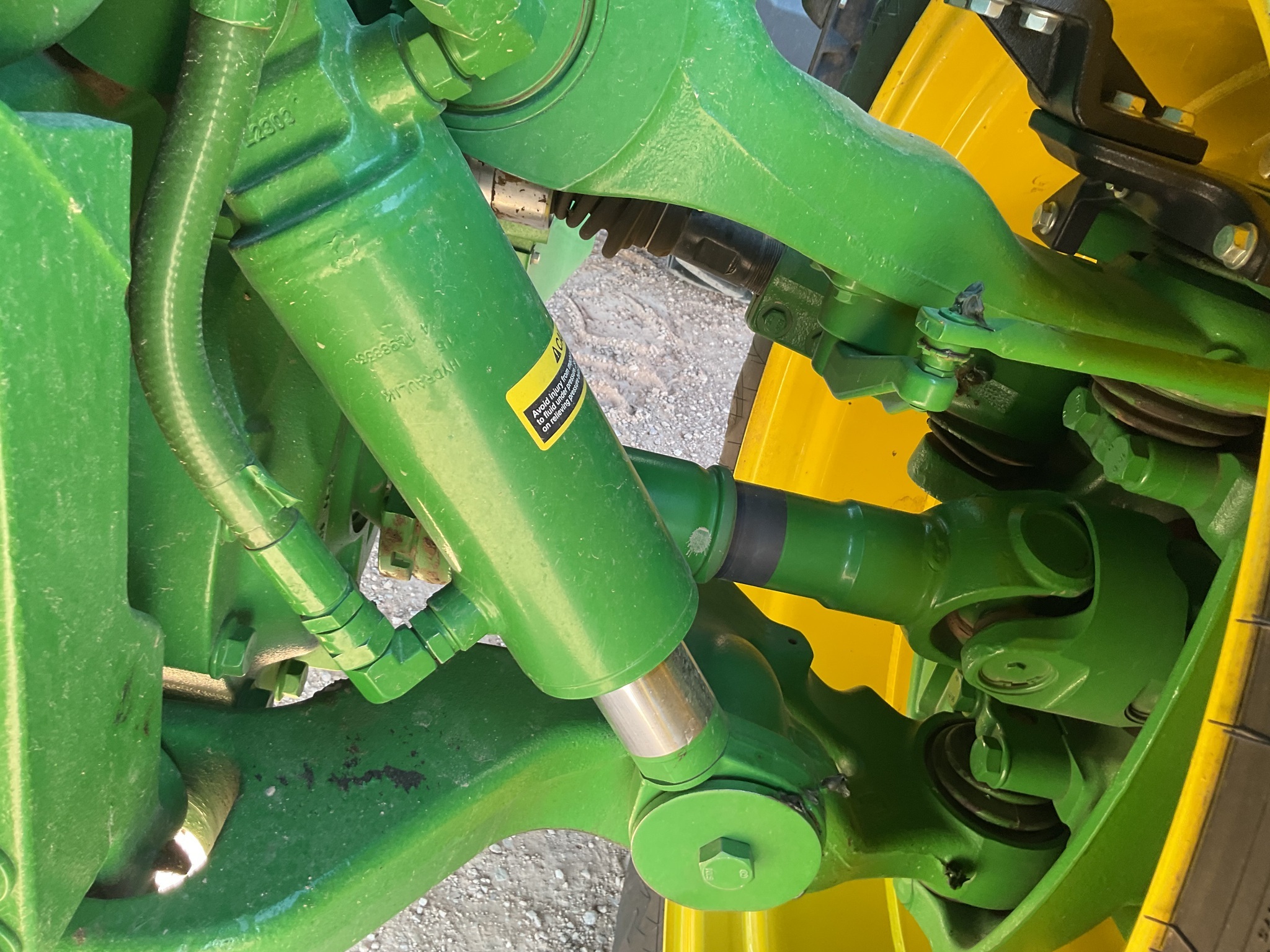 2025 John Deere 8R 370 Tractor