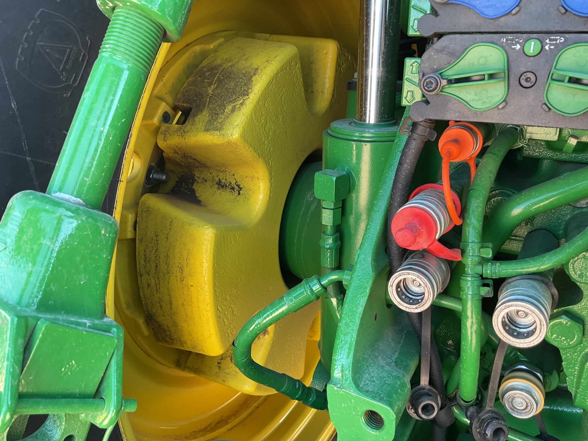 2025 John Deere 8R 370 Tractor